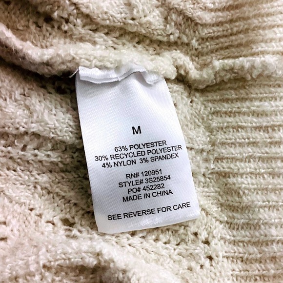 Hippie Rose Women's Cream Cable Knit Tie Back Crop Sweater Size Medium NWT - Picture 9 of 10